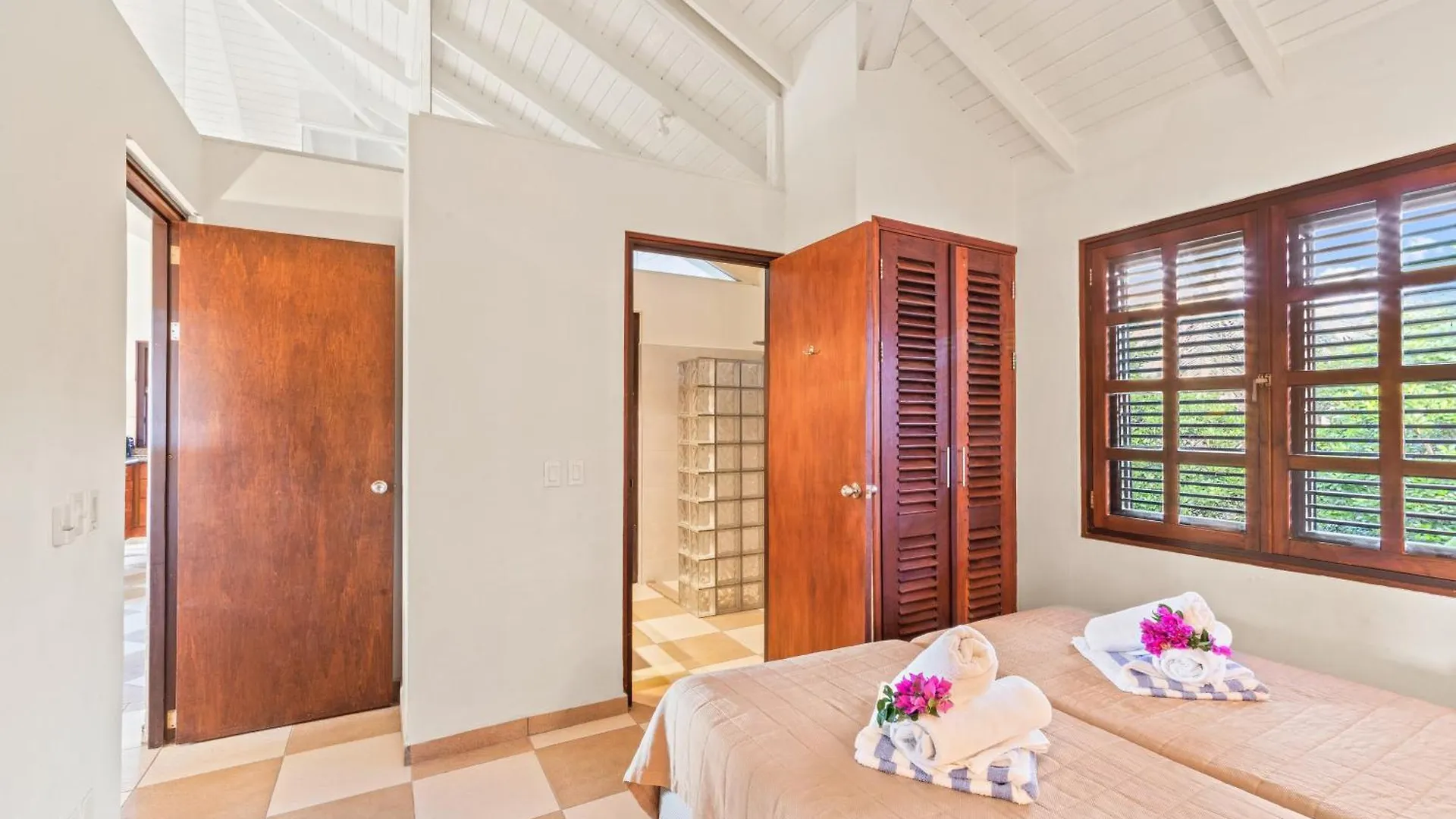 Blue Bay Villa'S  Blauw Baai