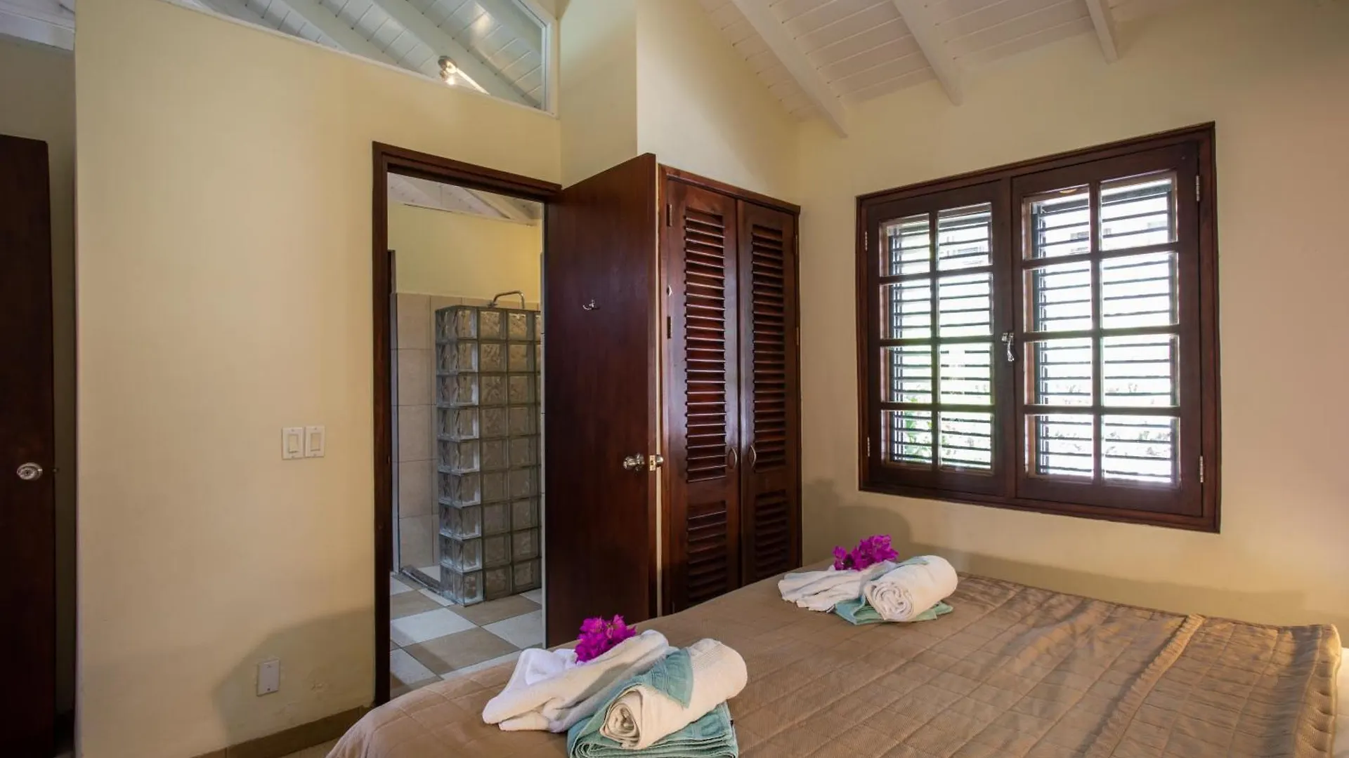 Blue Bay Villa'S Curacao